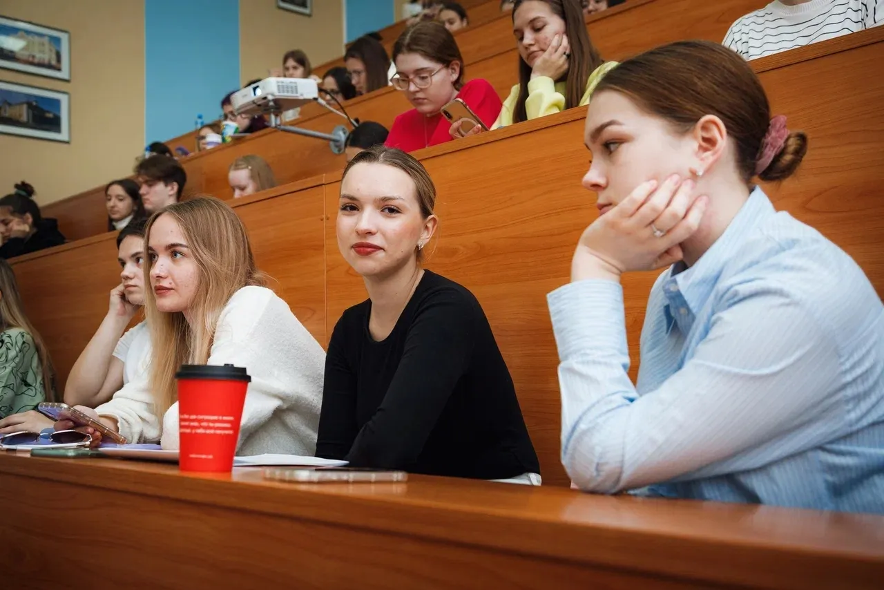 Войти в АйТи со студентами Финансового университета Войти в АйТи со студентами Финансового университета